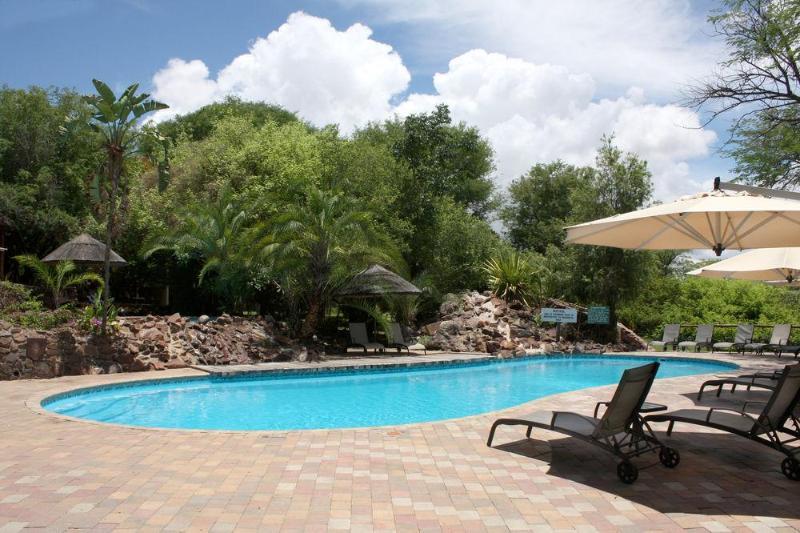 Cresta Mowana Safari Lodge Kasane Exterior foto