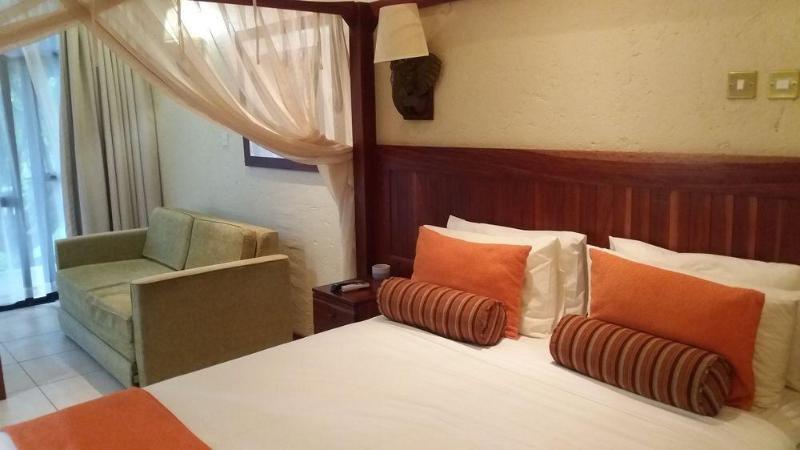 Cresta Mowana Safari Lodge Kasane Exterior foto