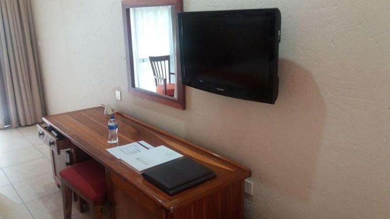 Cresta Mowana Safari Lodge Kasane Exterior foto
